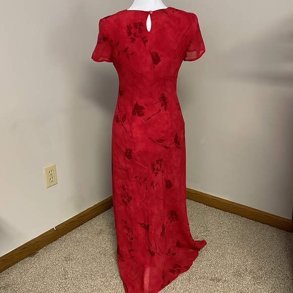 Vintage Red Dress - Picture 3 of 10